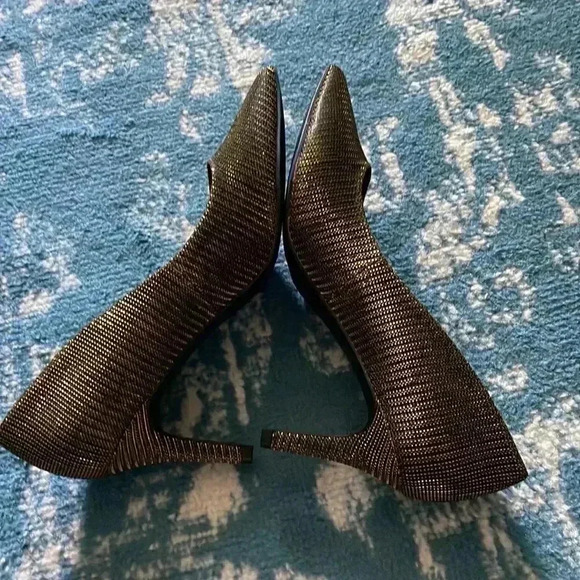 Alfani step and flex gold metallic stiletto heels, 7.5. NWOB - Picture 2 of 7